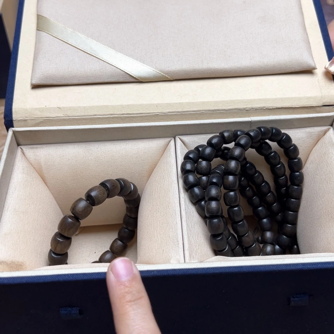 大叶紫檀（黑酸枝木类）