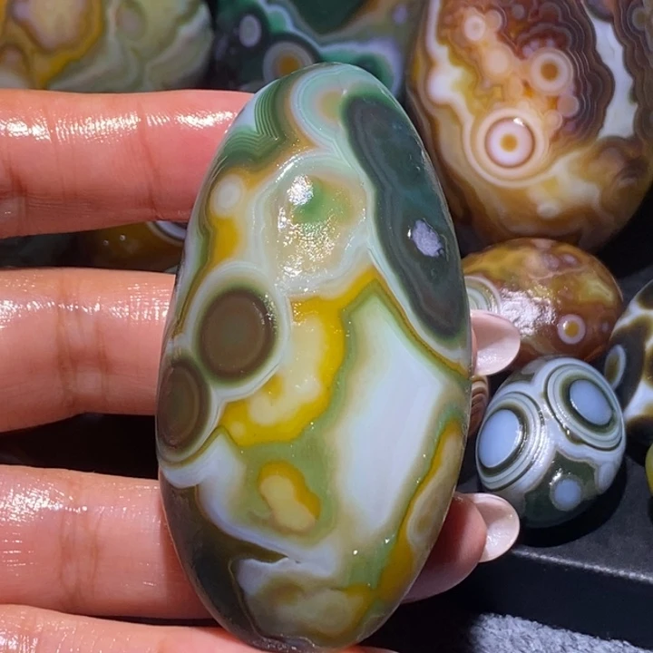 玛瑙/玉髓未镶嵌珠宝奇石12