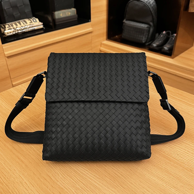 BOSOM VARVLE BV 【头层牛皮】手工编织轻奢商务男士斜挎包单肩简约