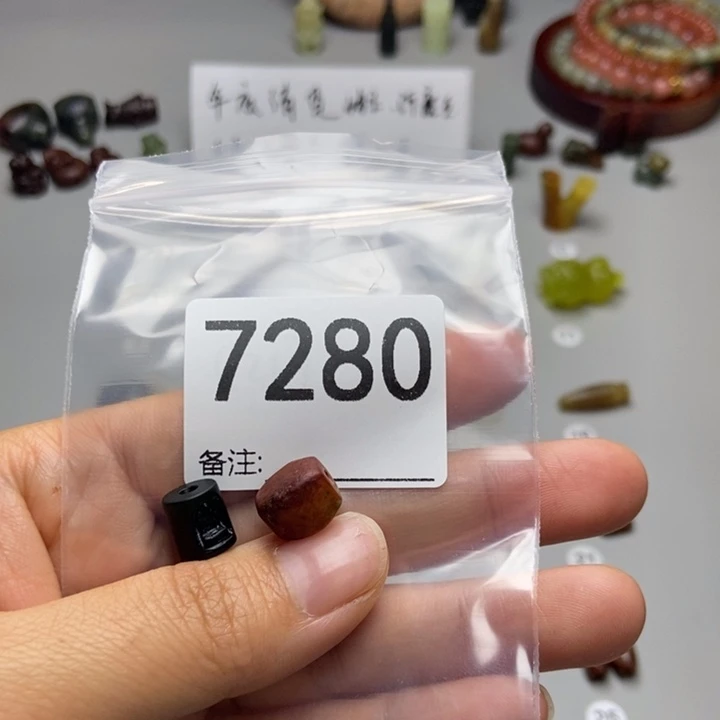 用***7蛇纹石玉未镶嵌项链