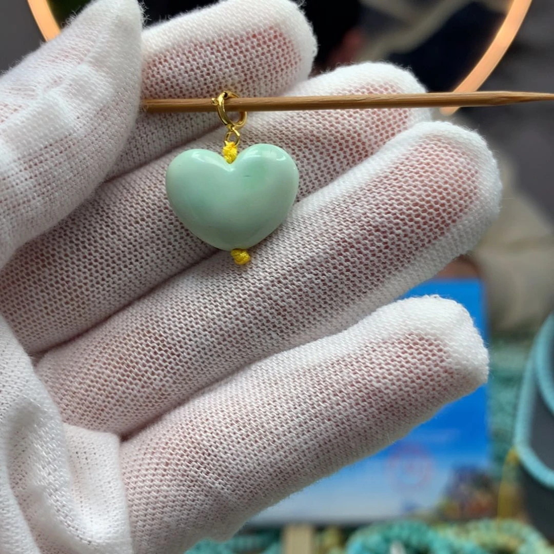 绿松石挂件未镶嵌