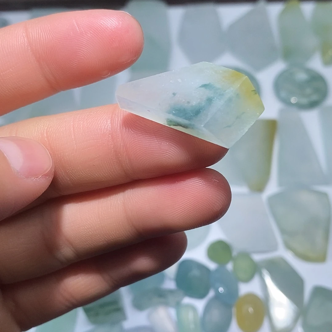 翡翠裸石6667888845