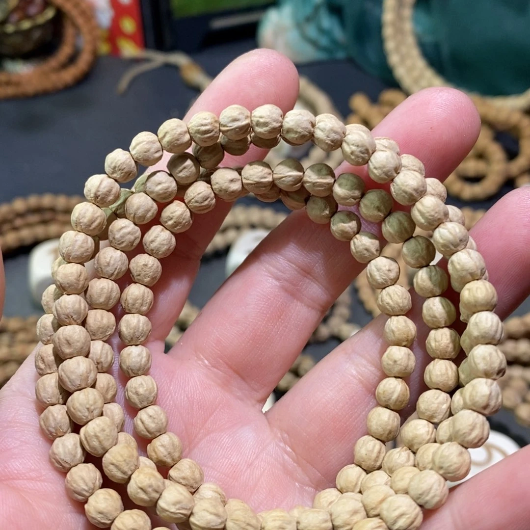 【闪购商品】柏香籽/百香籽吊坠唯**泥