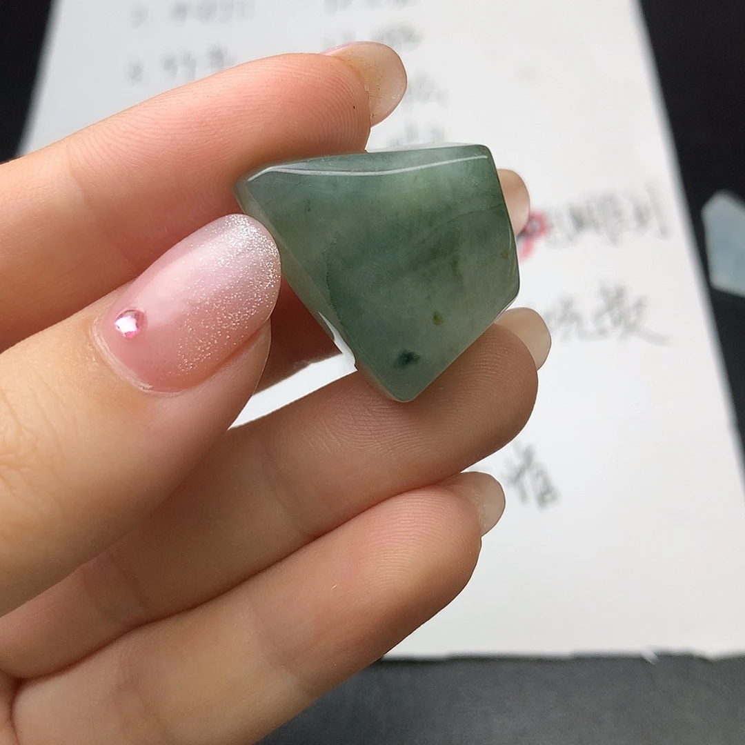 翡翠未镶嵌颈饰翡翠吊坠未镶嵌