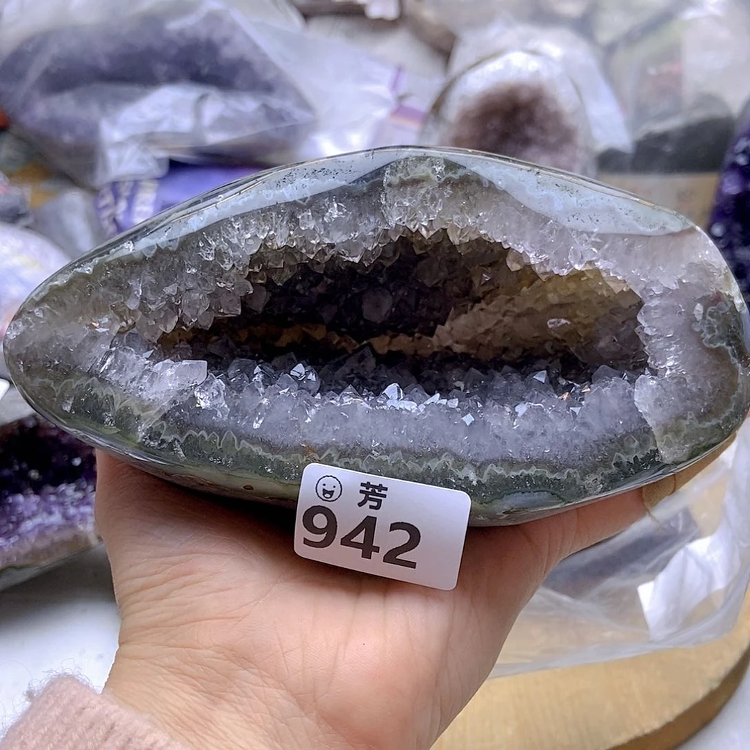 紫晶大型摆件（非配饰）未镶嵌余****制