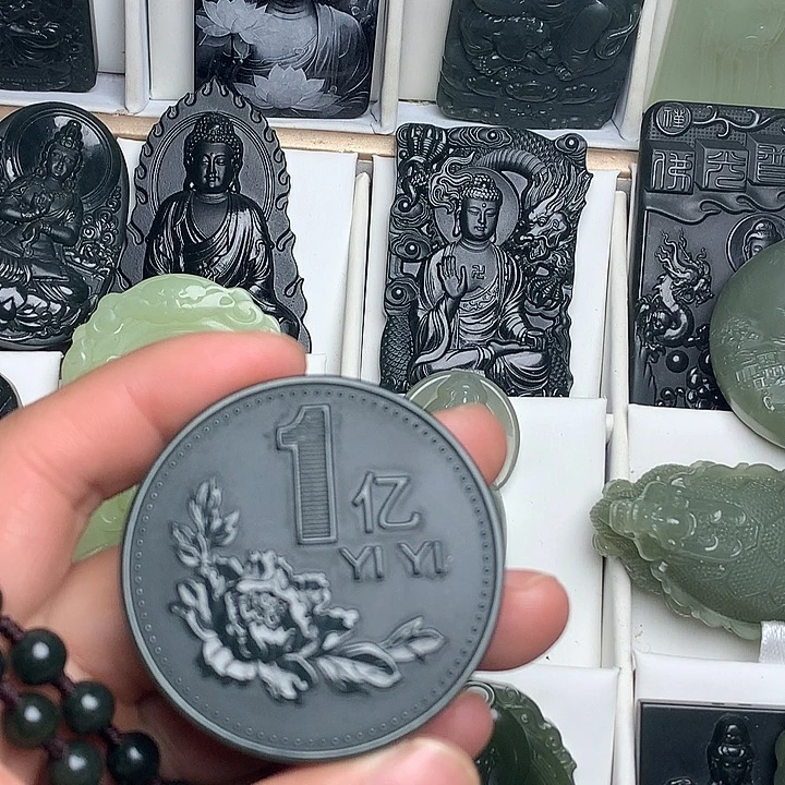 和田玉（糖玉）未镶嵌颈饰