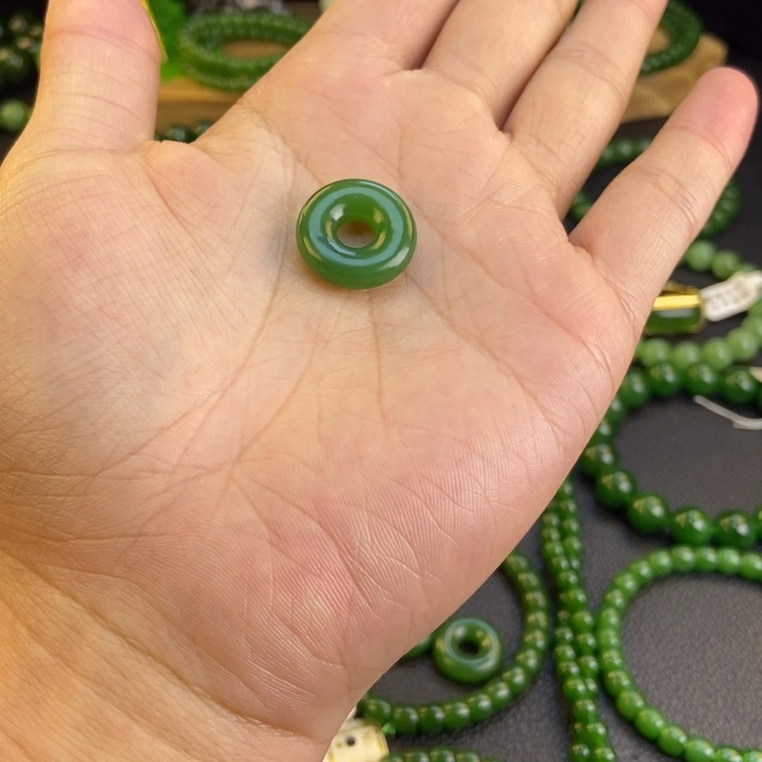 和田玉（碧玉）未镶嵌手链