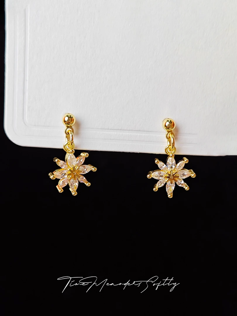 合金锆石耳饰 925纯银耳钉女耳环高级感ins配饰气质学生母亲礼物