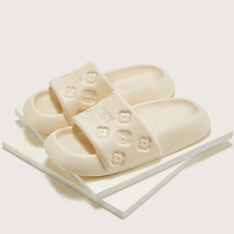 【9095-1】时尚外穿厚底踩屎感软底家用情侣男女凉拖鞋