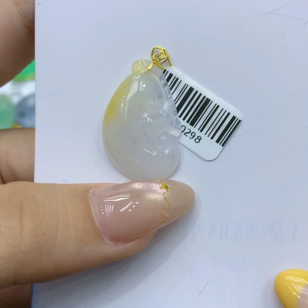 颈饰18K金镶嵌翡翠