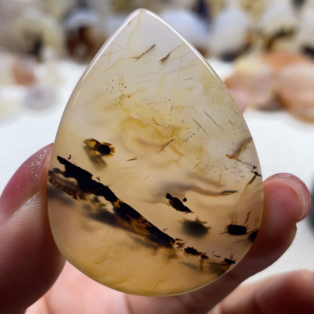 玛瑙/玉髓未镶嵌颈饰