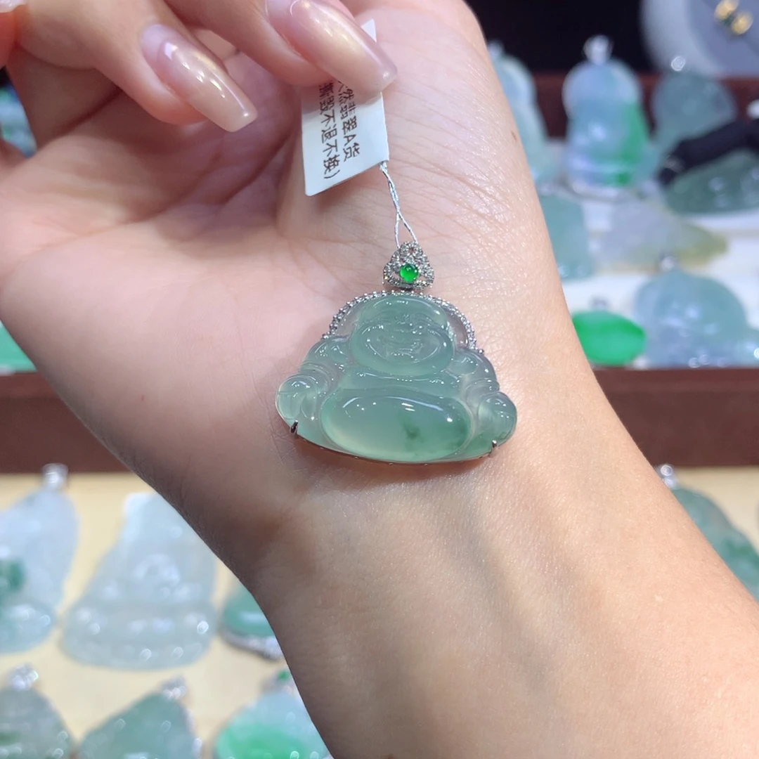 吊坠(不含链)18K金镶嵌翡翠
