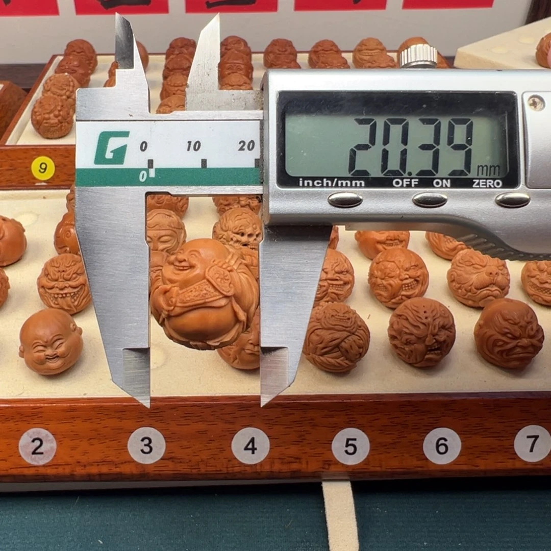 核桃吊坠20.4尺寸象神弥勒