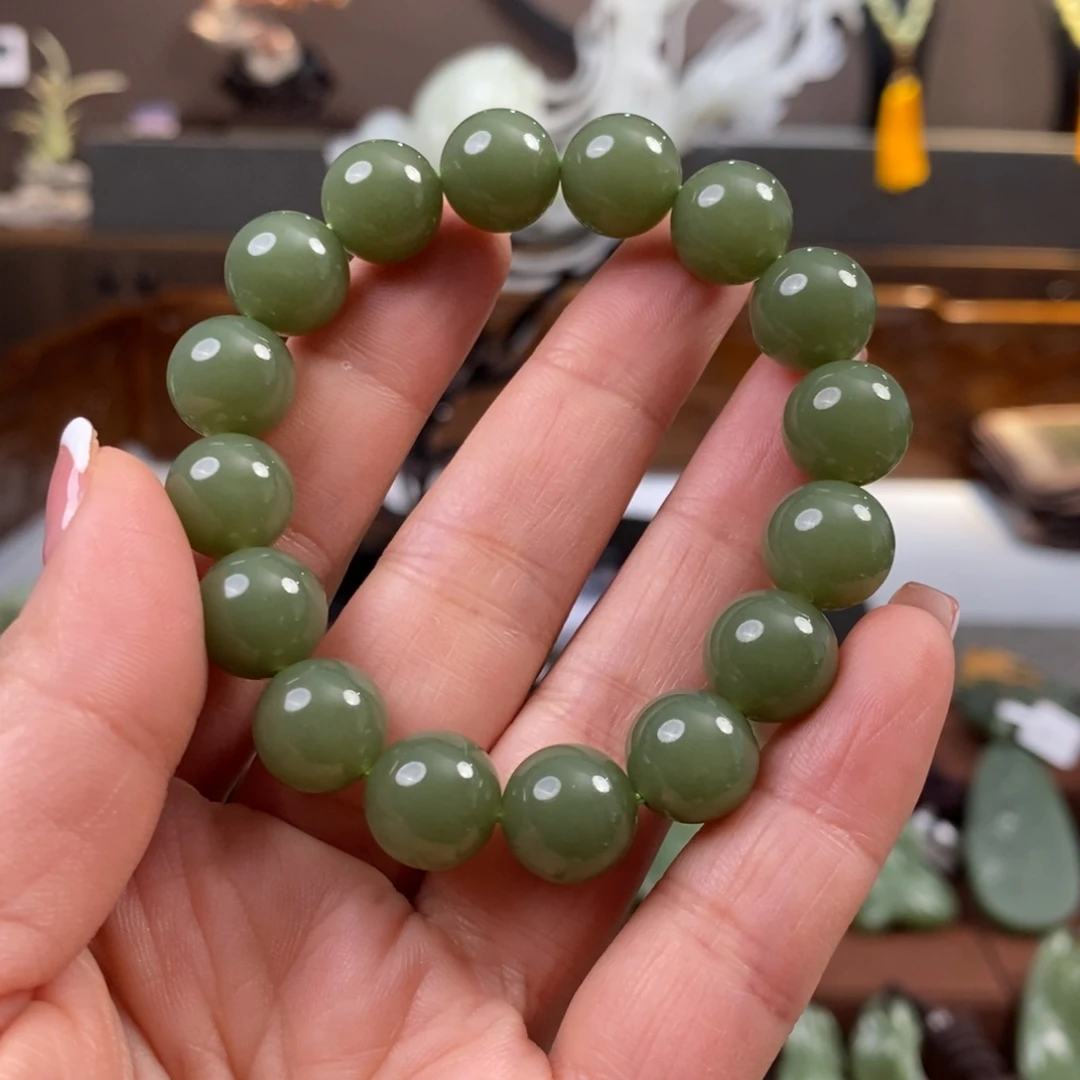 和田玉手链未镶嵌媒*人