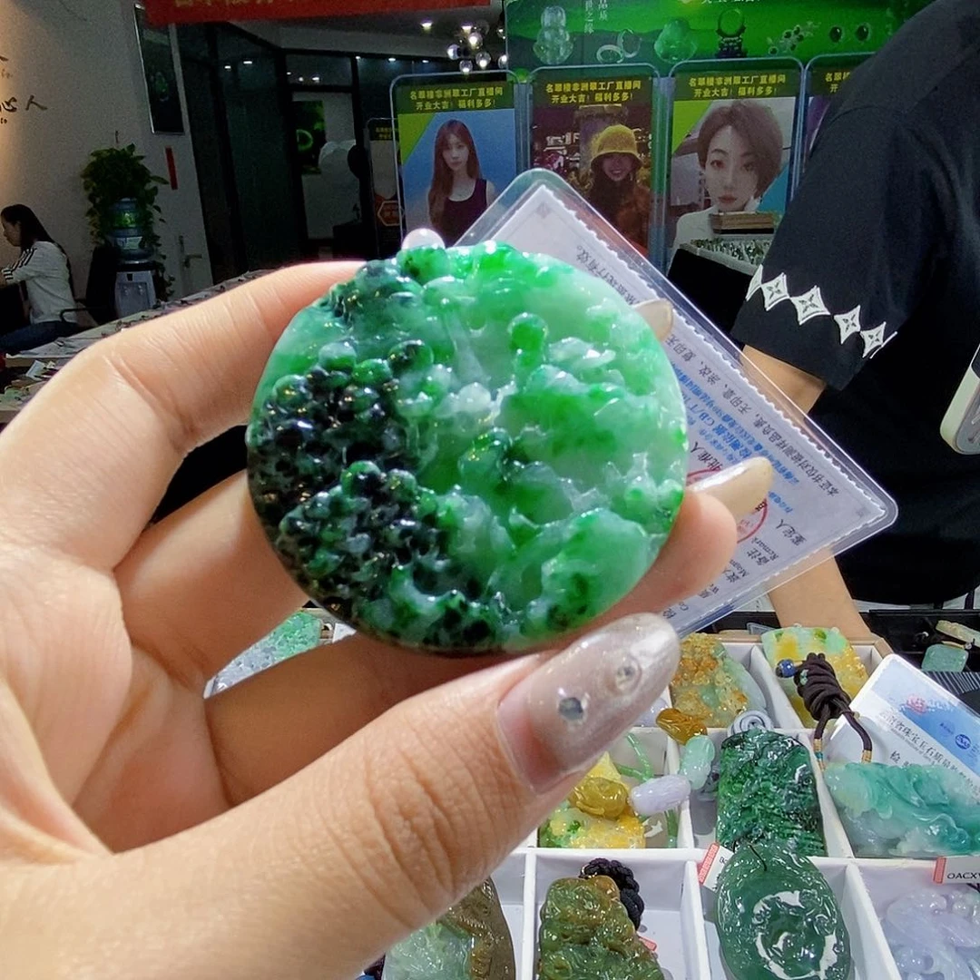 颈饰未镶嵌翡翠翡翠