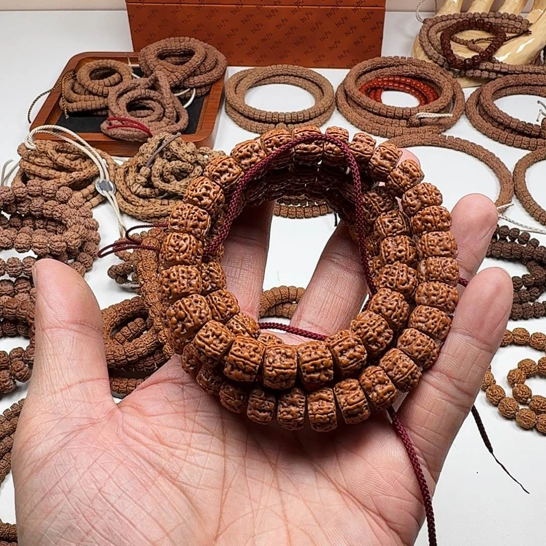 手串金刚菩提14号。