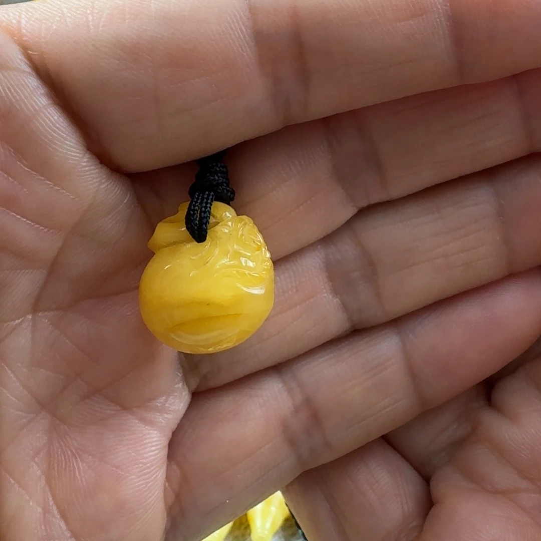 蜜蜡未镶嵌裸石51杂