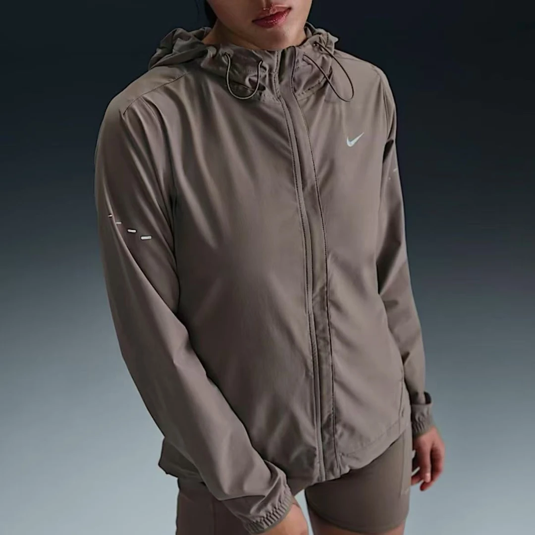 NIKE/耐克【流光机能风】女子新款拒水可收纳跑步夹克HQ0651214