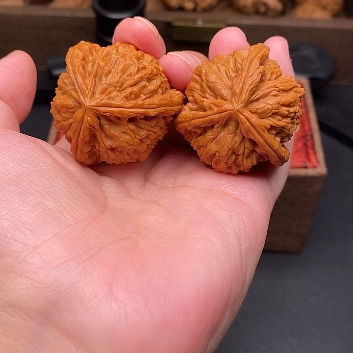 无***痕把件文玩核桃白奔