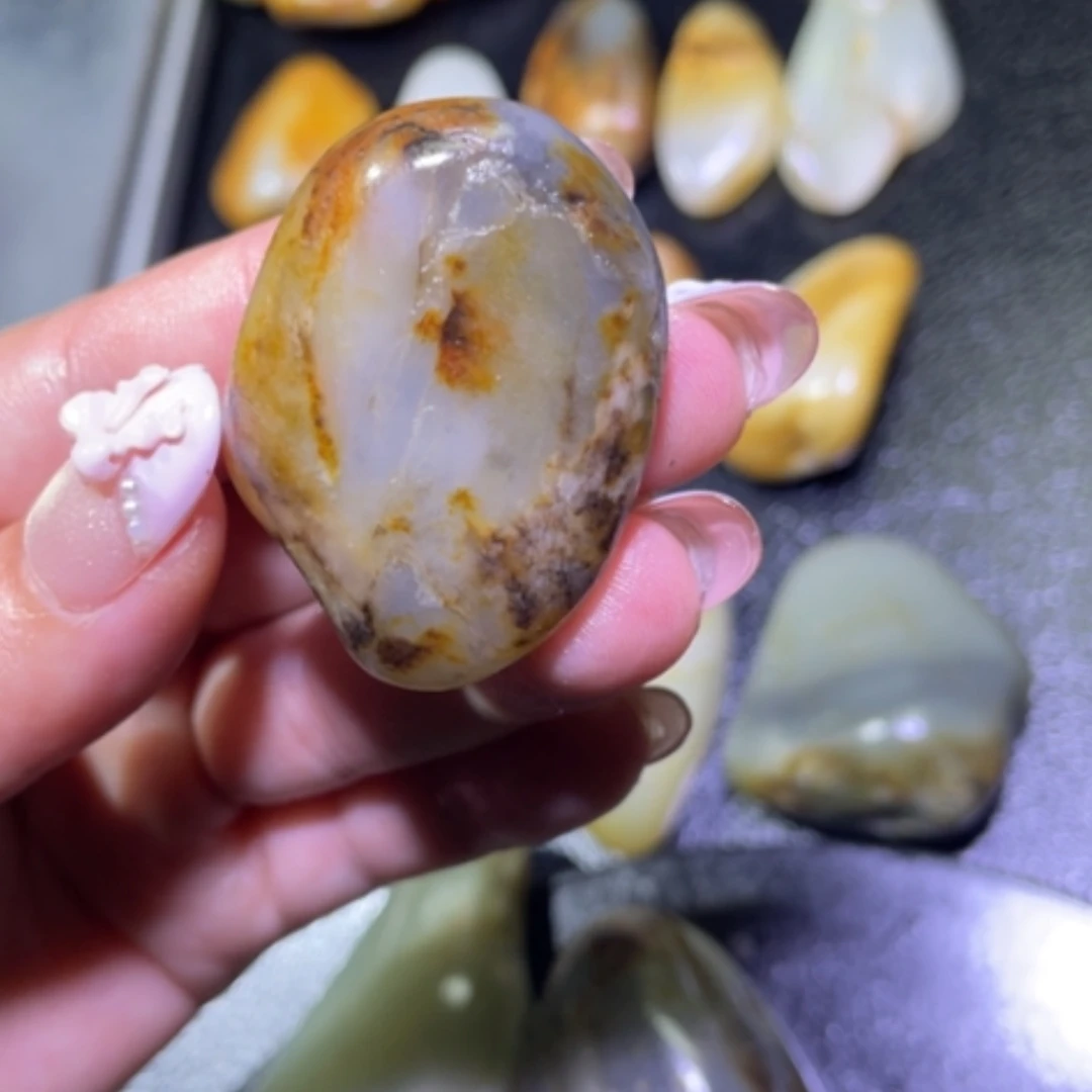 【闪购商品】颈饰未镶嵌和田玉