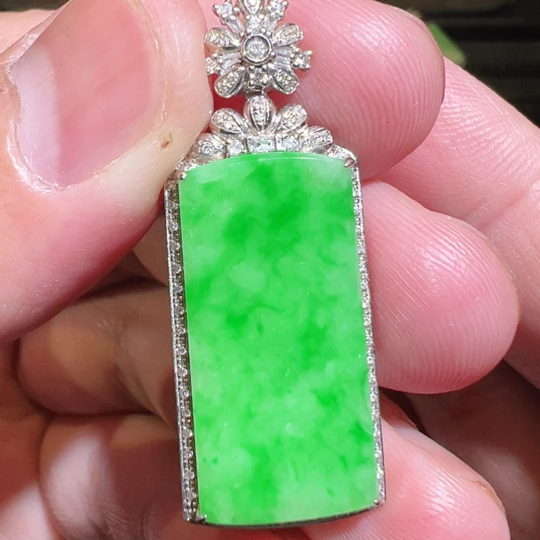 翡翠18K金镶嵌吊坠(不含链)