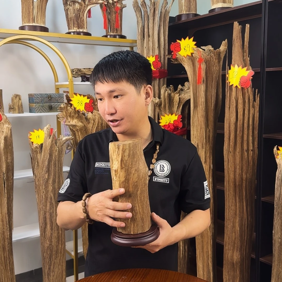 沉香沉香碎屑沉香木