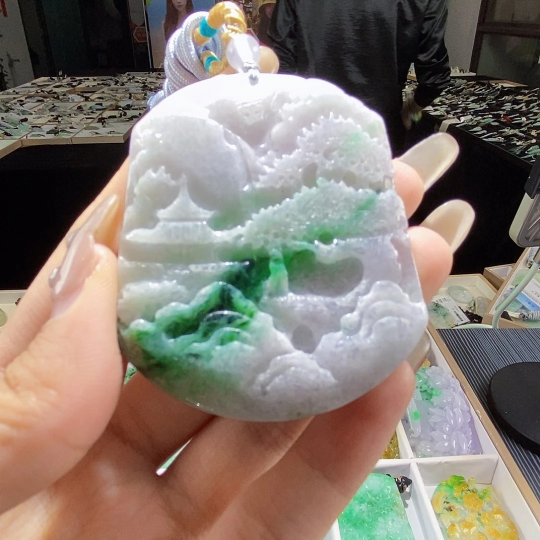 颈饰未镶嵌翡翠翡翠