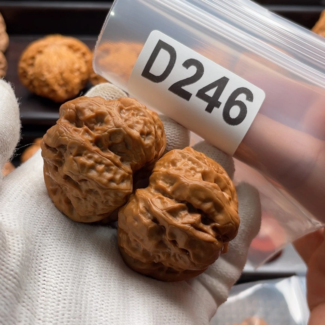 【闪购商品】文玩核桃吊坠D246蛤蟆41/43