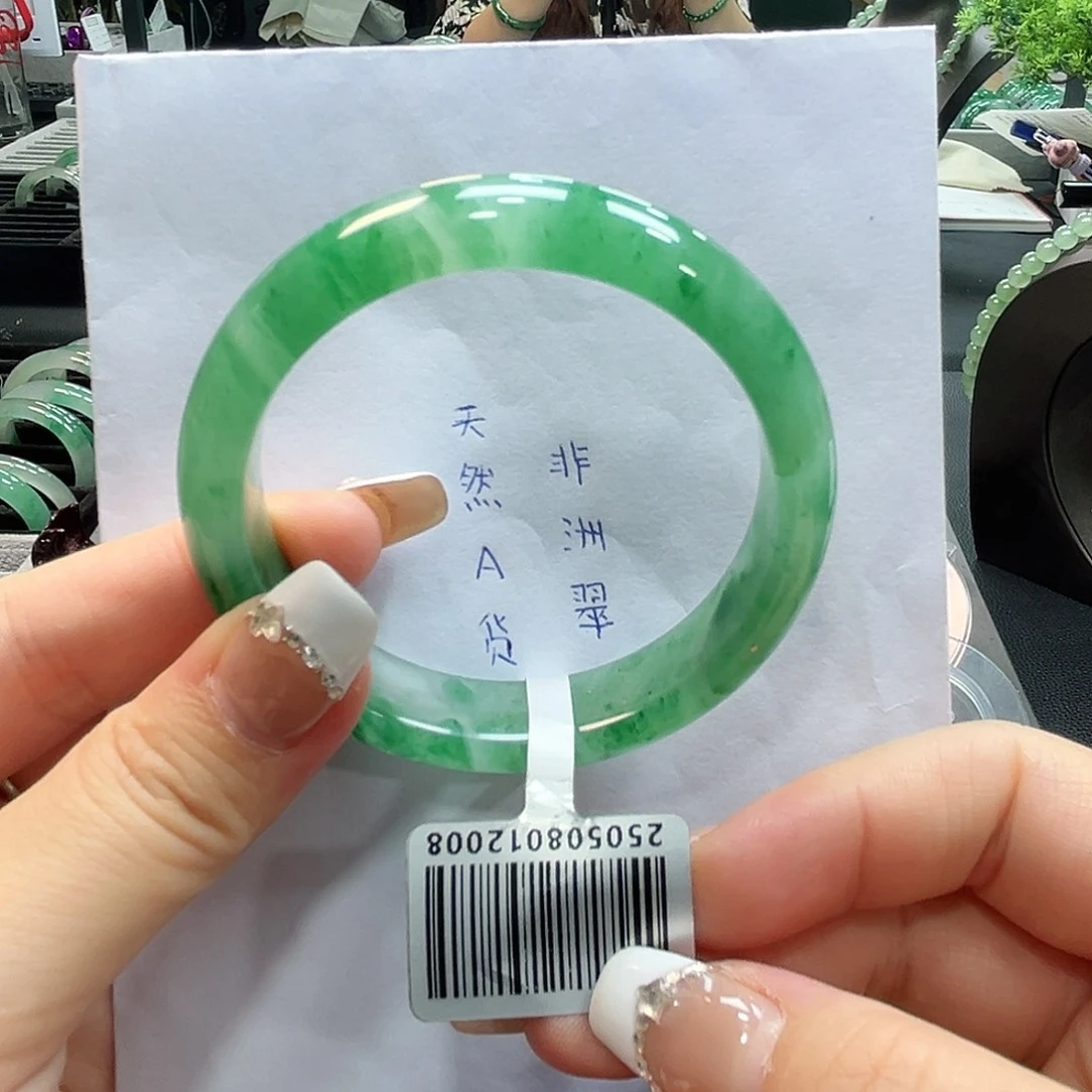 石英质玉（非洲翠）未镶嵌手镯