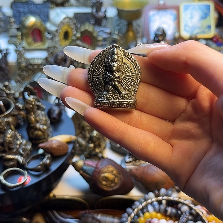 老***孑泥塑闪价漏价一件