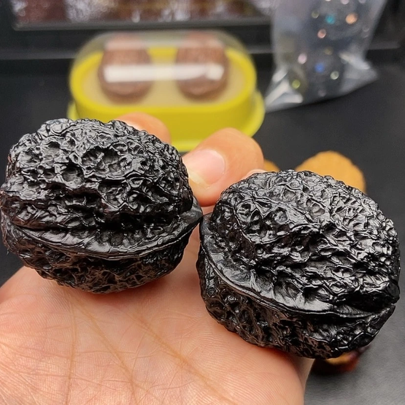 【闪购商品】把件文玩核桃41尺饕餮金蟾57.5克