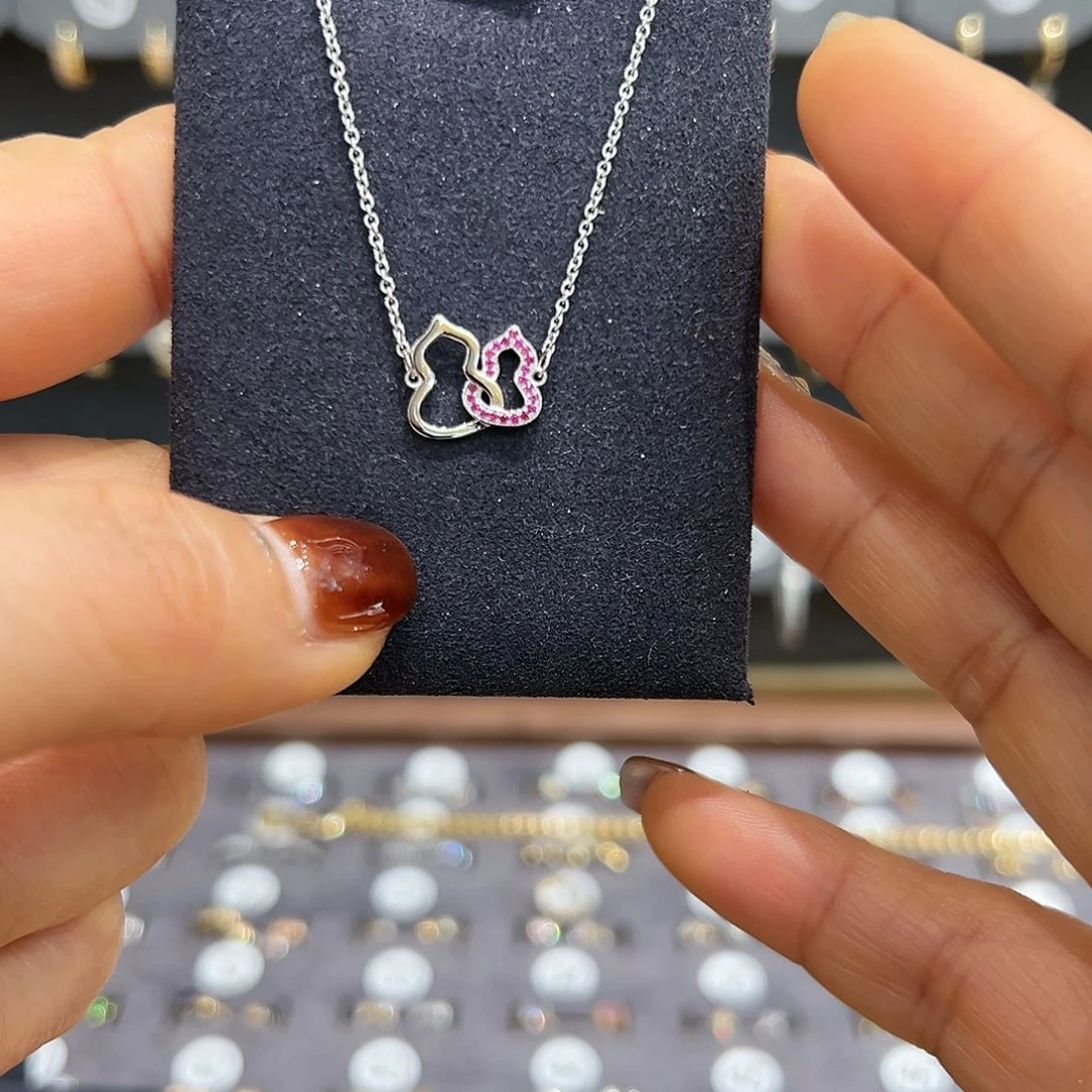 红宝石手链18K金镶嵌17厘米