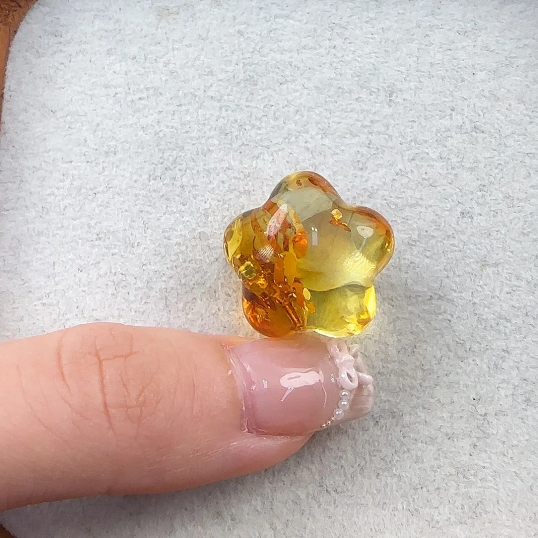 弱***姨未镶嵌琥珀珠宝奇石