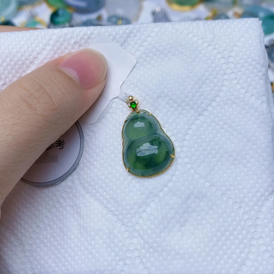 翡翠18K金镶嵌颈饰天然天然A货翡翠