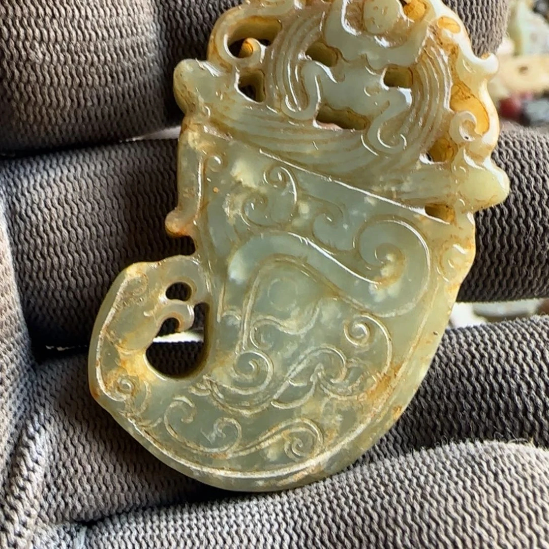 和田玉（糖玉）未镶嵌挂件