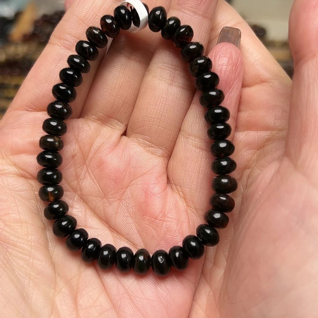 平****琥珀未镶嵌裸石抚顺琥珀10484七