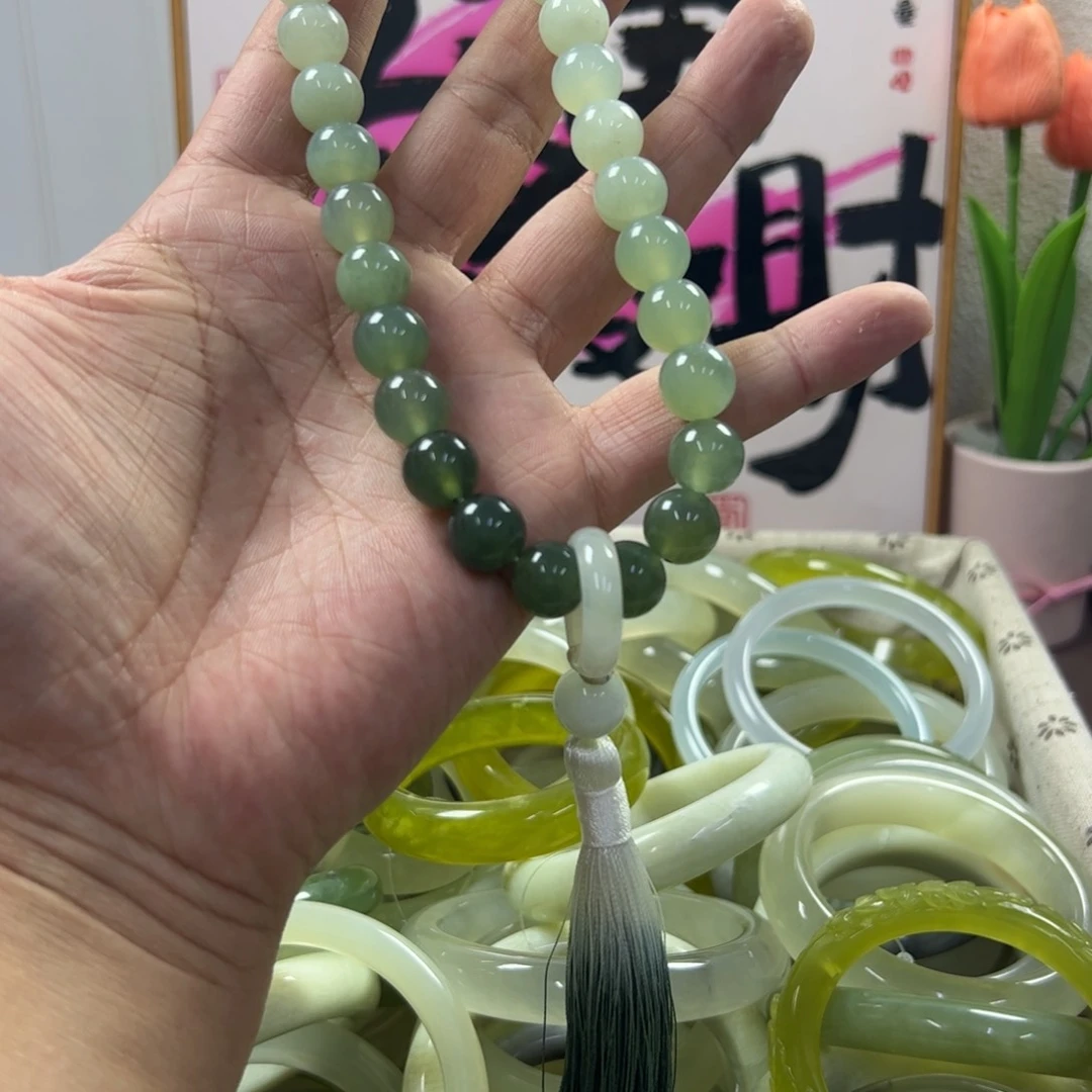 蛇纹石玉手镯未镶嵌283