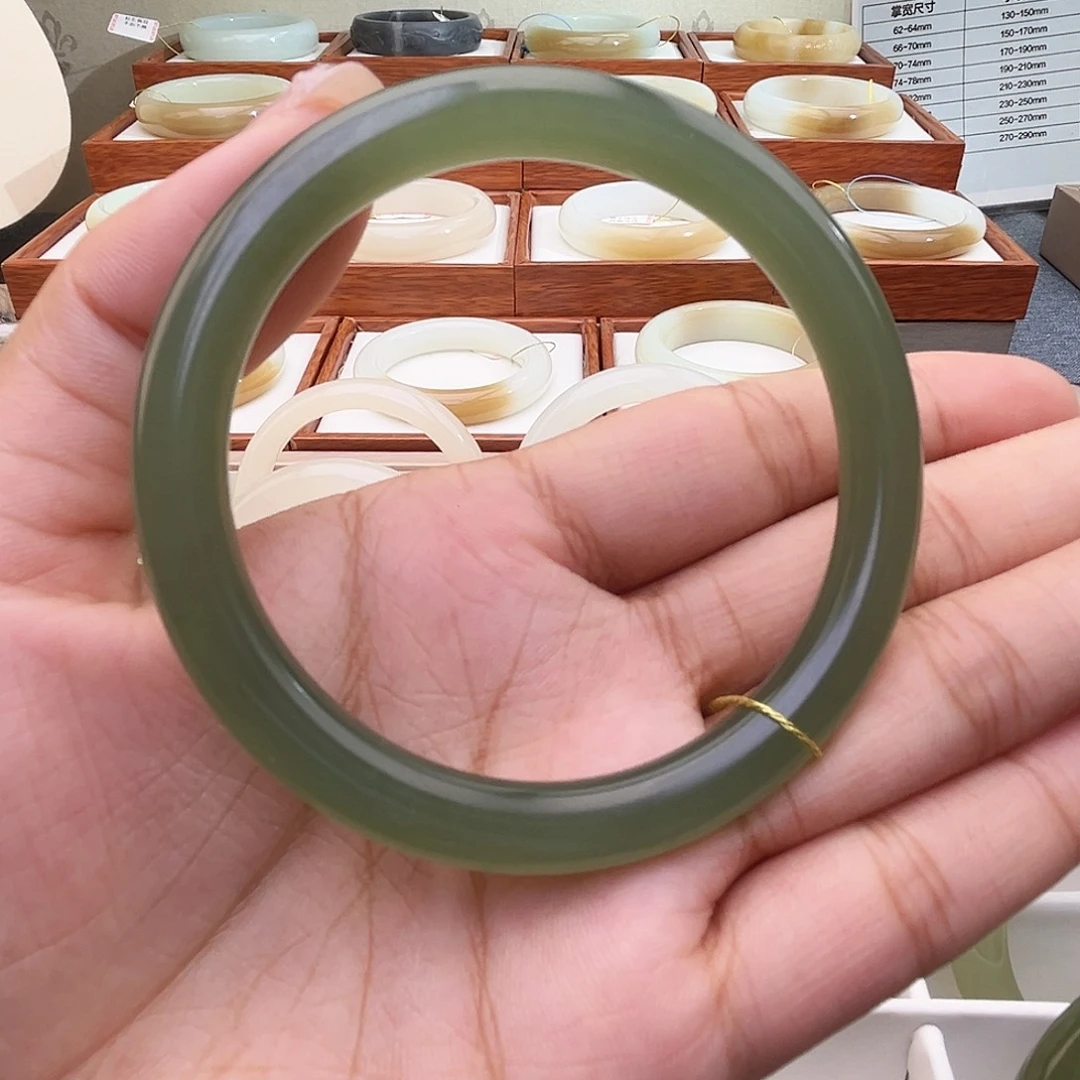 未镶嵌手镯和田玉59