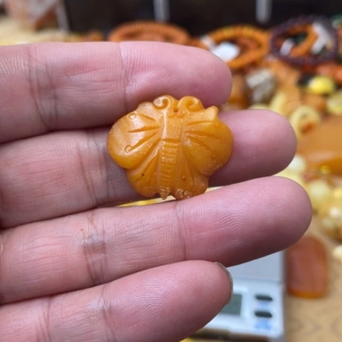 手链琥珀未镶嵌吊坠