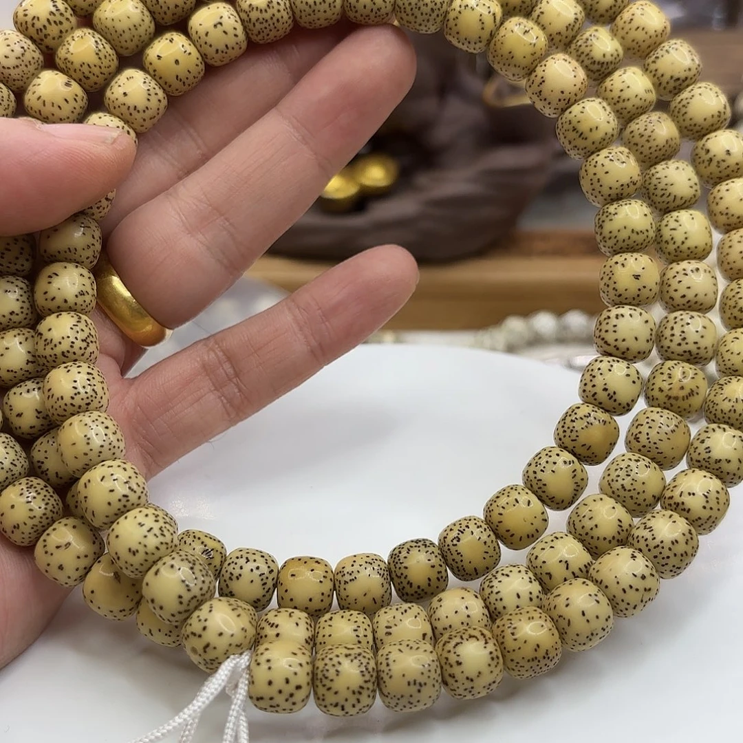 伍***万吊坠星月菩提10侧大留白暴力黄