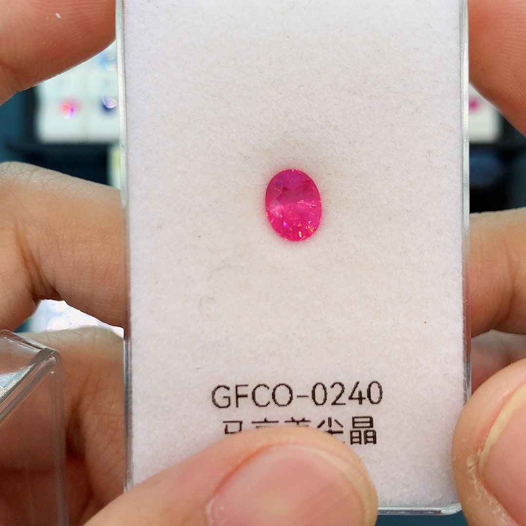 尖晶石裸石未镶嵌1.54克拉马亨盖