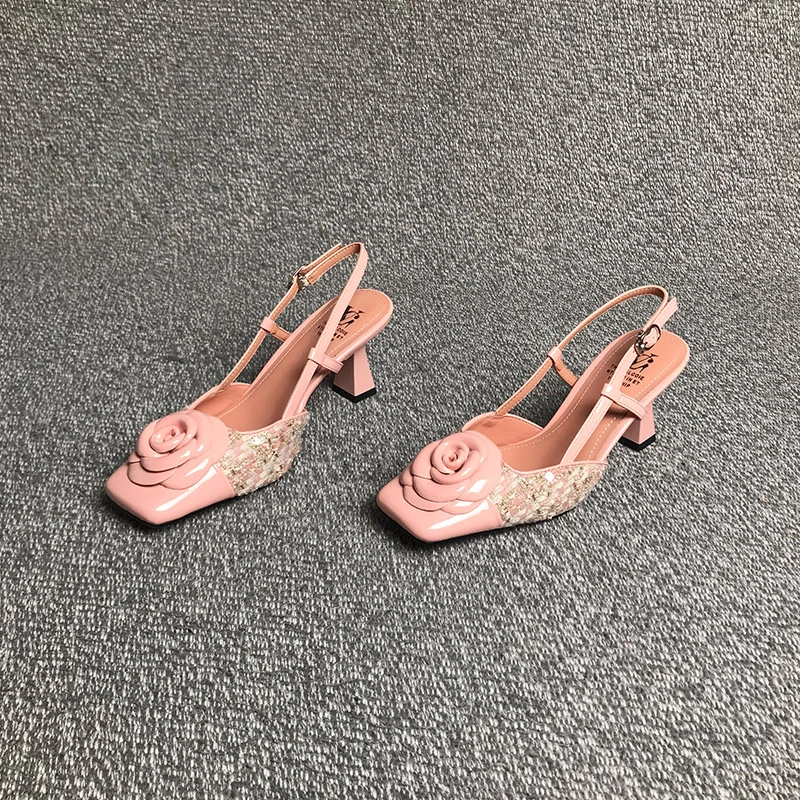 露涵思小众气质设计感绝美法式粗跟后空洋气单鞋夏季花朵包头凉鞋