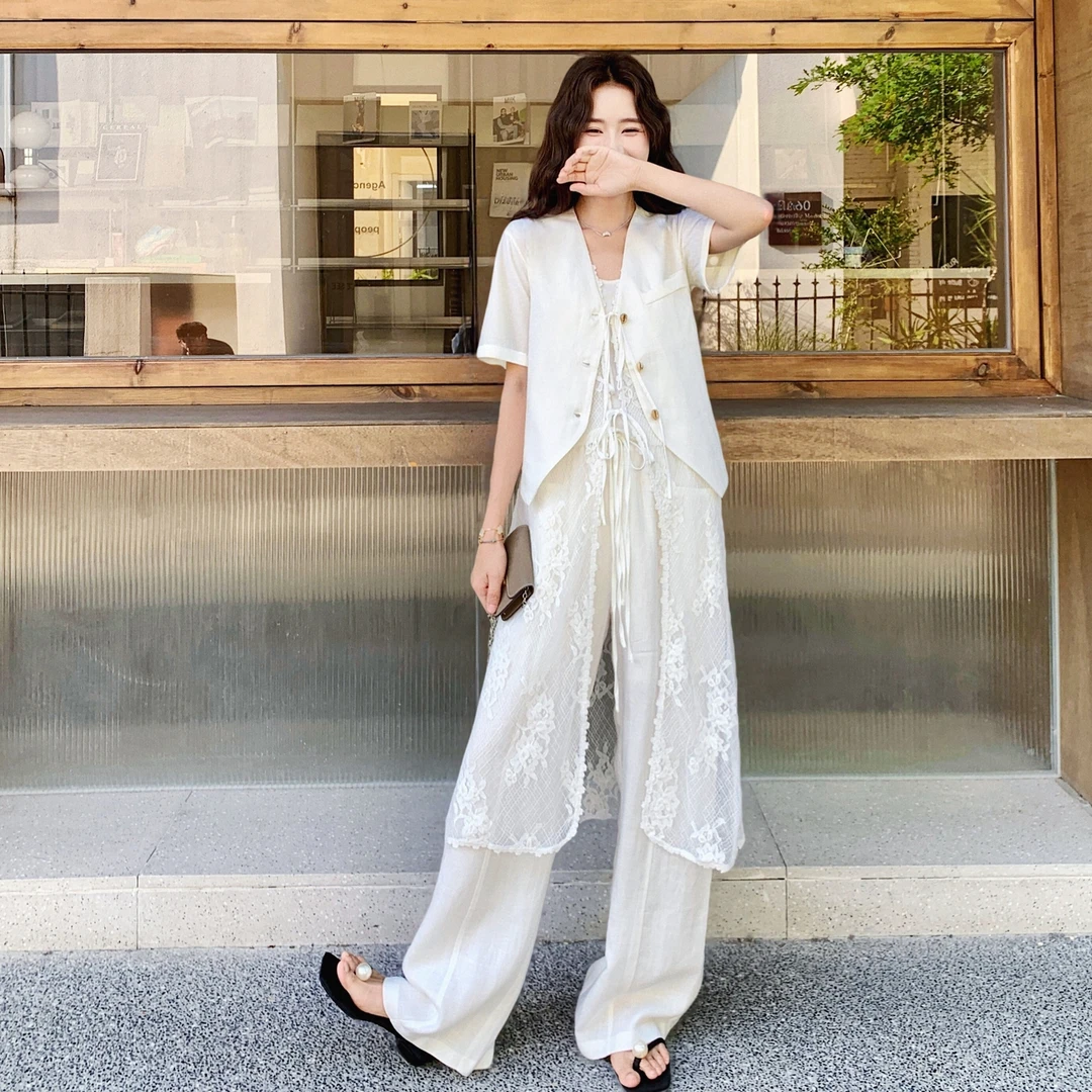 巨好看白色开衫套装女夏2025超火气质高级感蕾丝罩衫阔腿裤一整套