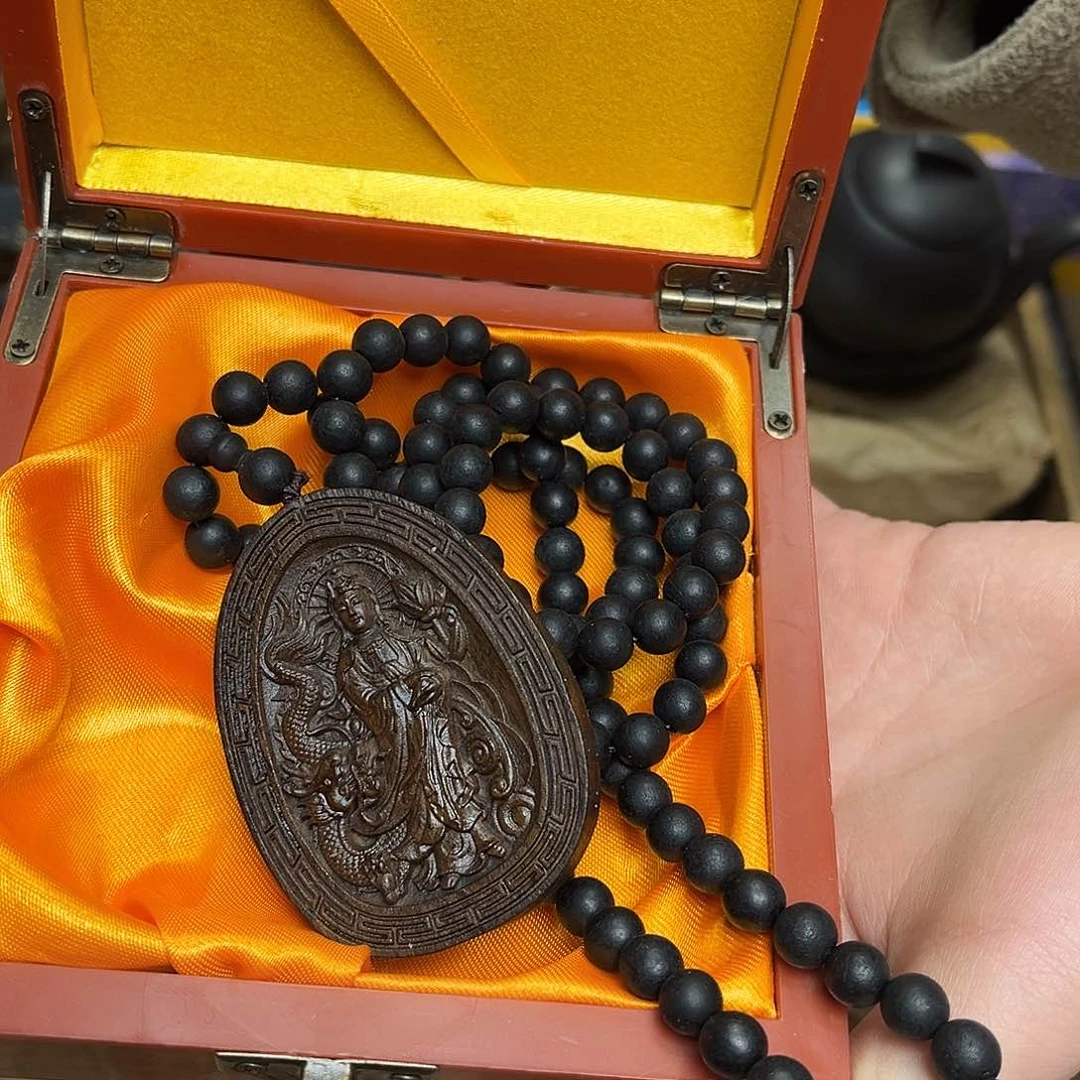 大叶紫檀（黑酸枝木类）