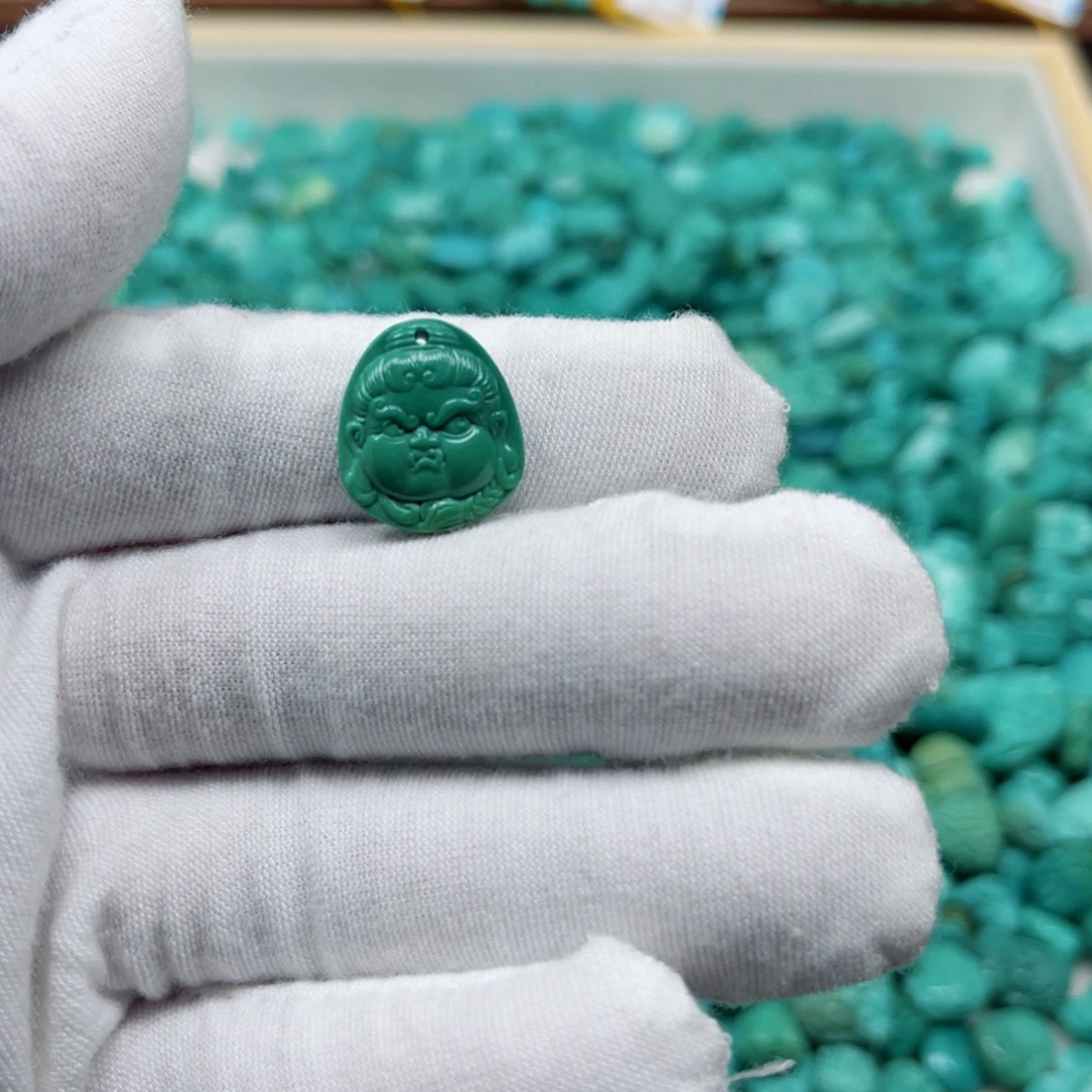 绿松石未镶嵌挂件