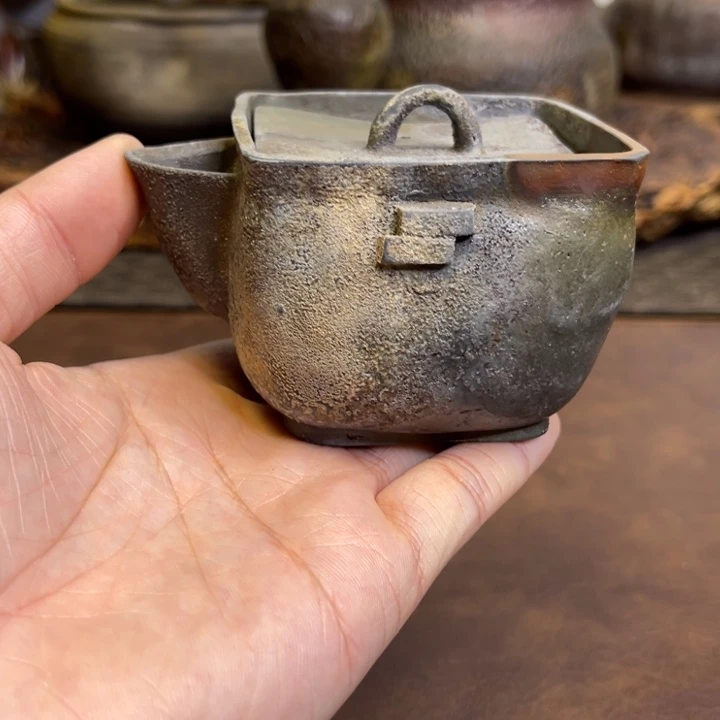 备前烧作品真殿左鹤，微瑕