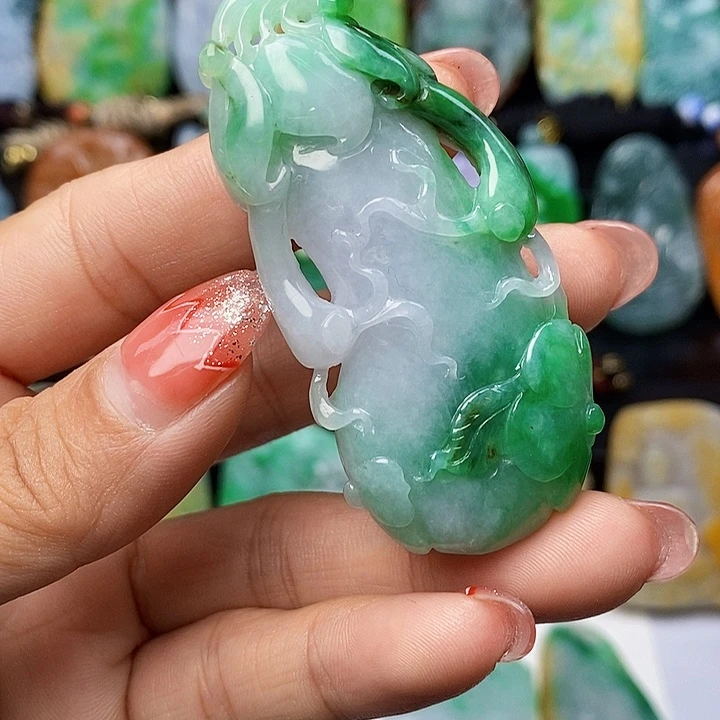 定制翡翠未镶嵌翡翠A货一物一证