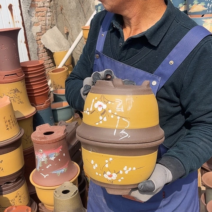 紫砂紫砂花盆和一