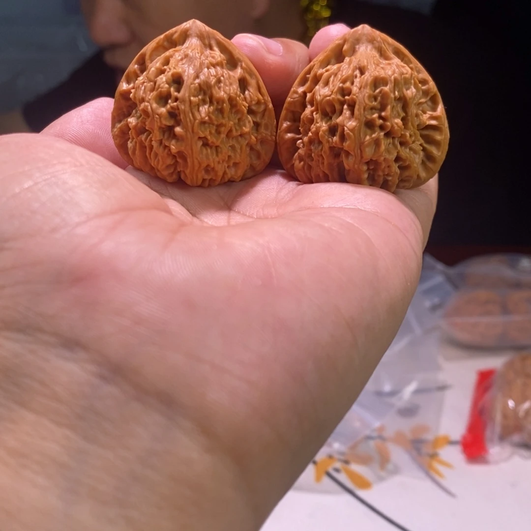 文玩核桃吊坠三角疆40尺022