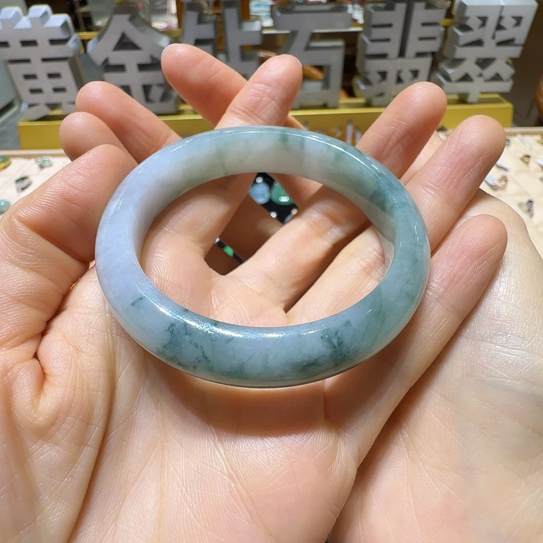 翡翠未镶嵌手镯翡翠手镯